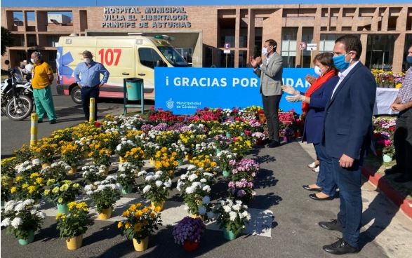 FOTOS: Con las ventas en cuarentena, las flores salen del aislamiento en los Hospitales Municipales | Córdoba