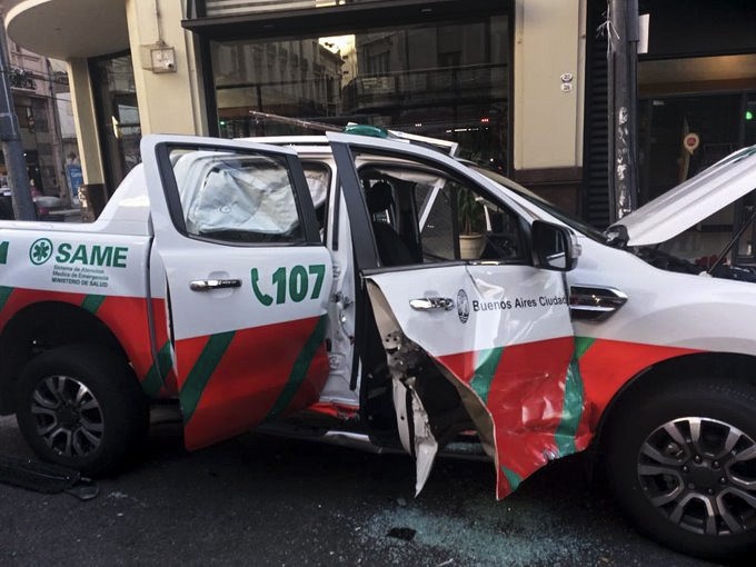 Chocó la camioneta que trasladaba al titular del SAME, Alberto Crescenti | Actualidad