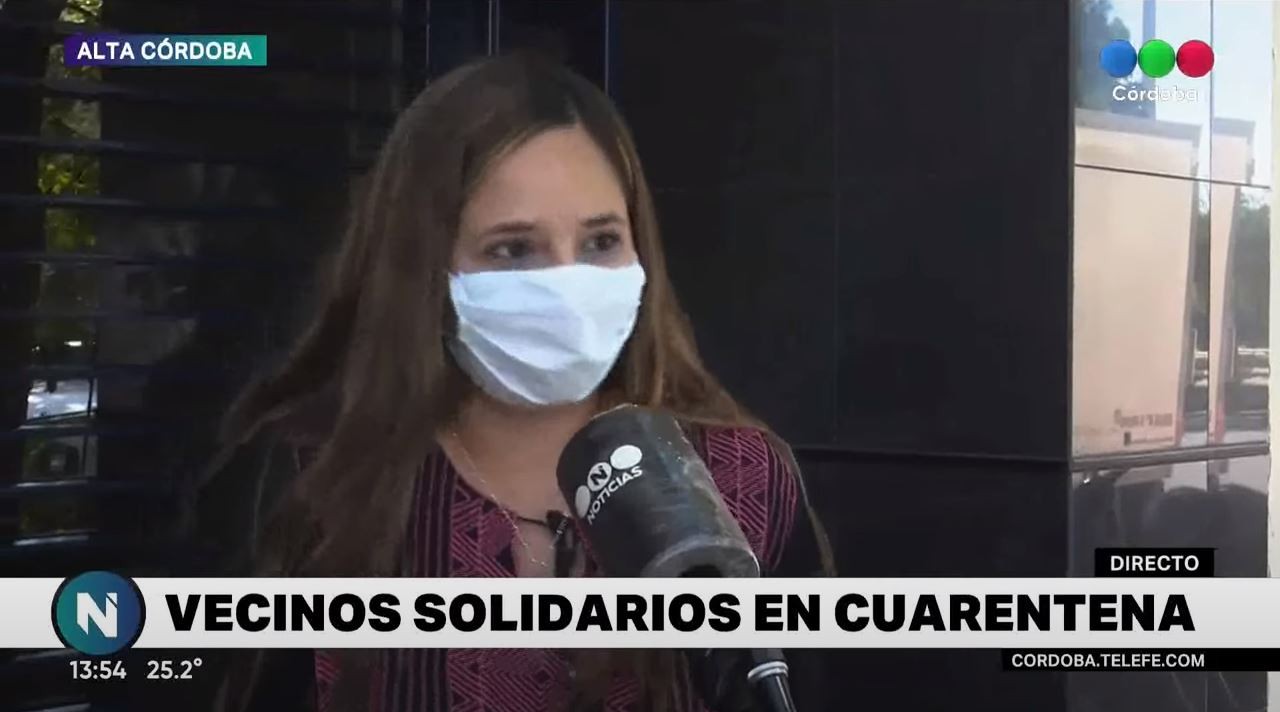 Joven solidaria asiste a jubilados en cuarentena | Córdoba