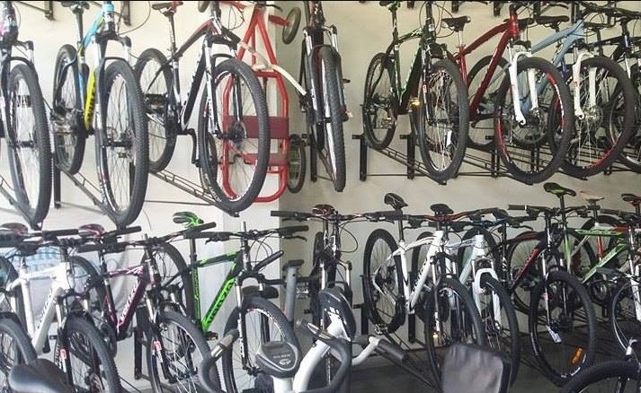 Cierran cinco negocios que atendían al público en vez de enviar sus productos | Córdoba