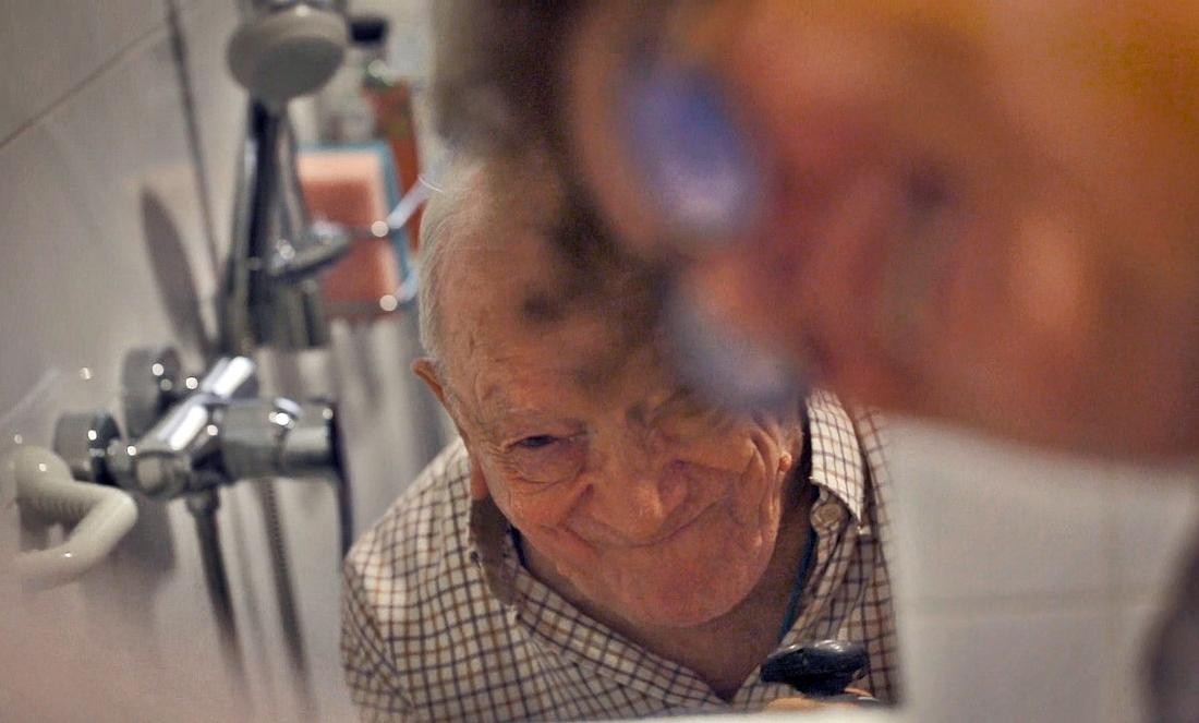 Recomendaciones para prevenir el contagio de COVID-19 en personas con demencia | Actualidad