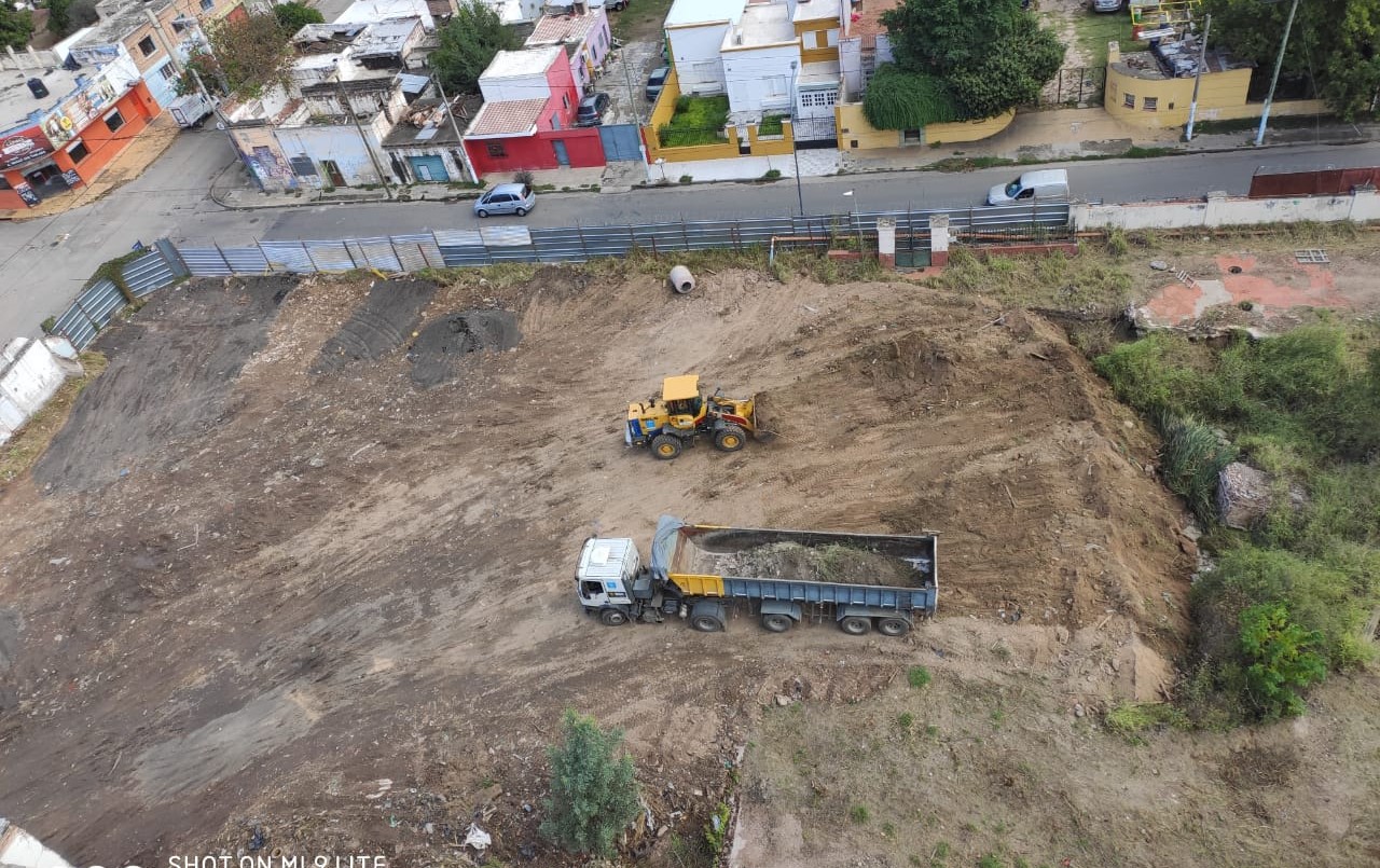 Tapan la gigantesca “laguna cloacal” que motivó reclamos entre vecinos de Alberdi | Córdoba