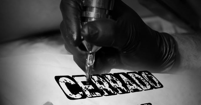 Un tatuador terminó con los “dedos pintados” por trabajar en cuarentena | Córdoba