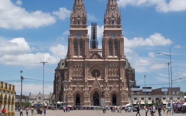 Misa digital en Luján para pedir a la Virgen por el fin de la pandemia | Actualidad