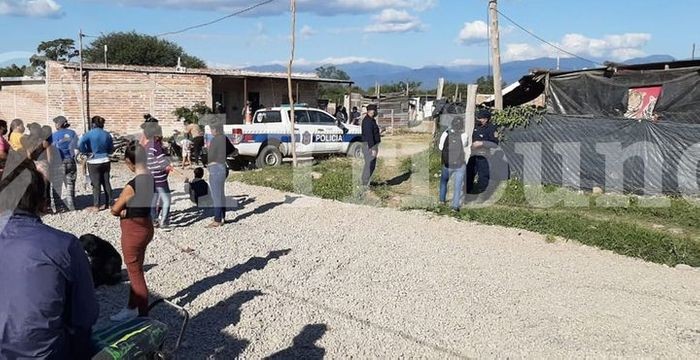 Una mujer jugaba a las cartas y si perdía violaban a sus hijos: fue detenida | Actualidad