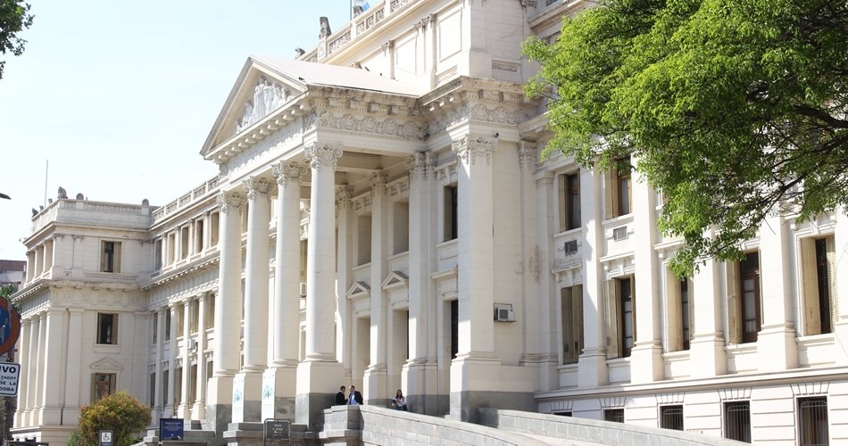 Se suspende la Feria Judicial del mes de Julio | Servicios