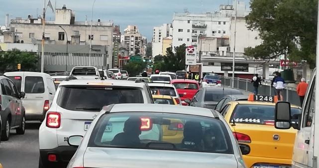 Difícil entrar al centro: cuáles son los seis puentes cortados en Córdoba | Córdoba