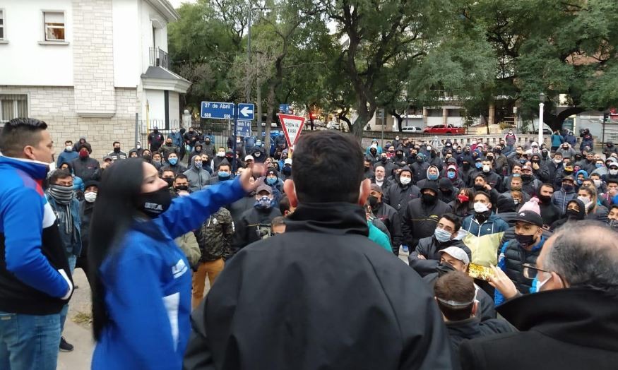 Con pago parcial a choferes sigue el paro de colectivos, pero sin protesta en las calles | Córdoba