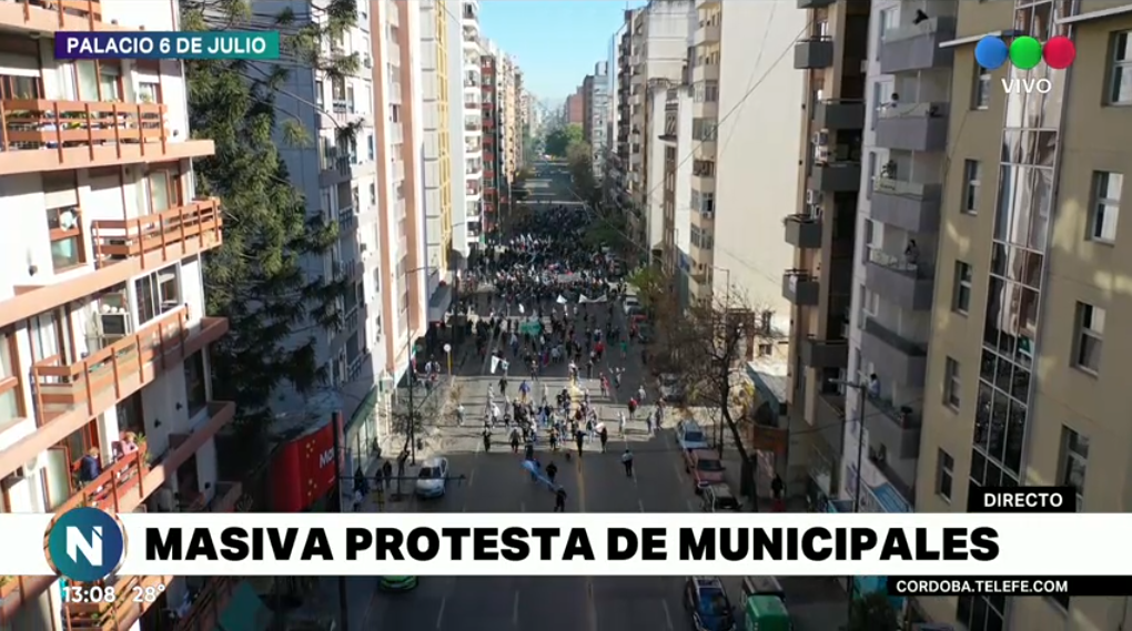 FOTOS: SUOEM y una masiva marcha en cuarentena, contra los recortes | Córdoba