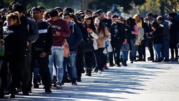Efecto cuarentena: Casi 900 mil personas perdieron sus empleos en el país | Actualidad