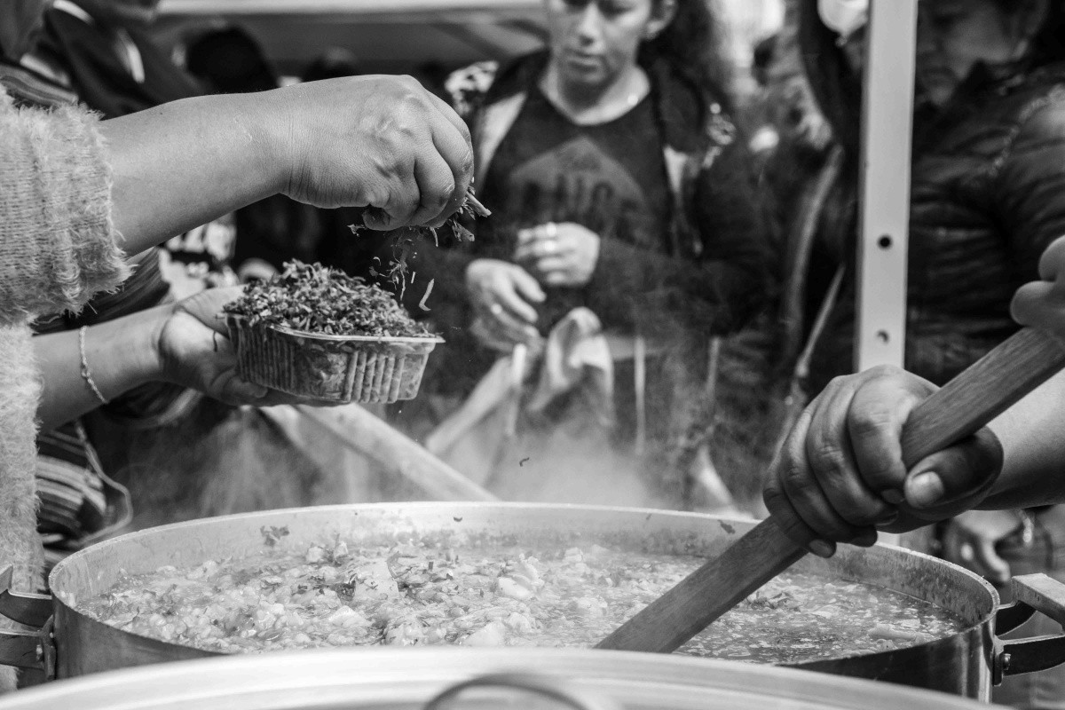 Cortes de ruta con ollas populares en distintos puntos del país en reclamo de trabajo | Actualidad