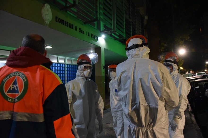 Confirman ocho casos de coronavirus en una comisaría de La Plata | Actualidad