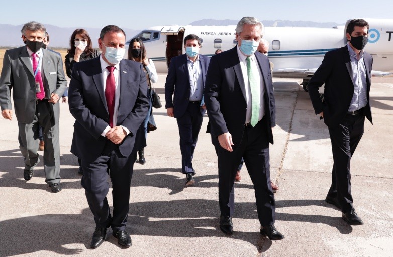 Alberto Fernández: "No estamos para estatizar empresas, sino para rescatar las esenciales" | Política y economía