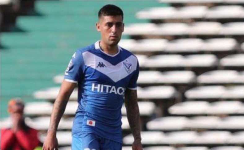 Denuncia por violencia de género y restricción perimetral para jugador de Vélez | Deportes
