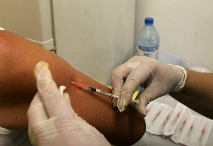 Jujuy: vacuna antigripal y test a docentes que vuelven a las aulas | Actualidad