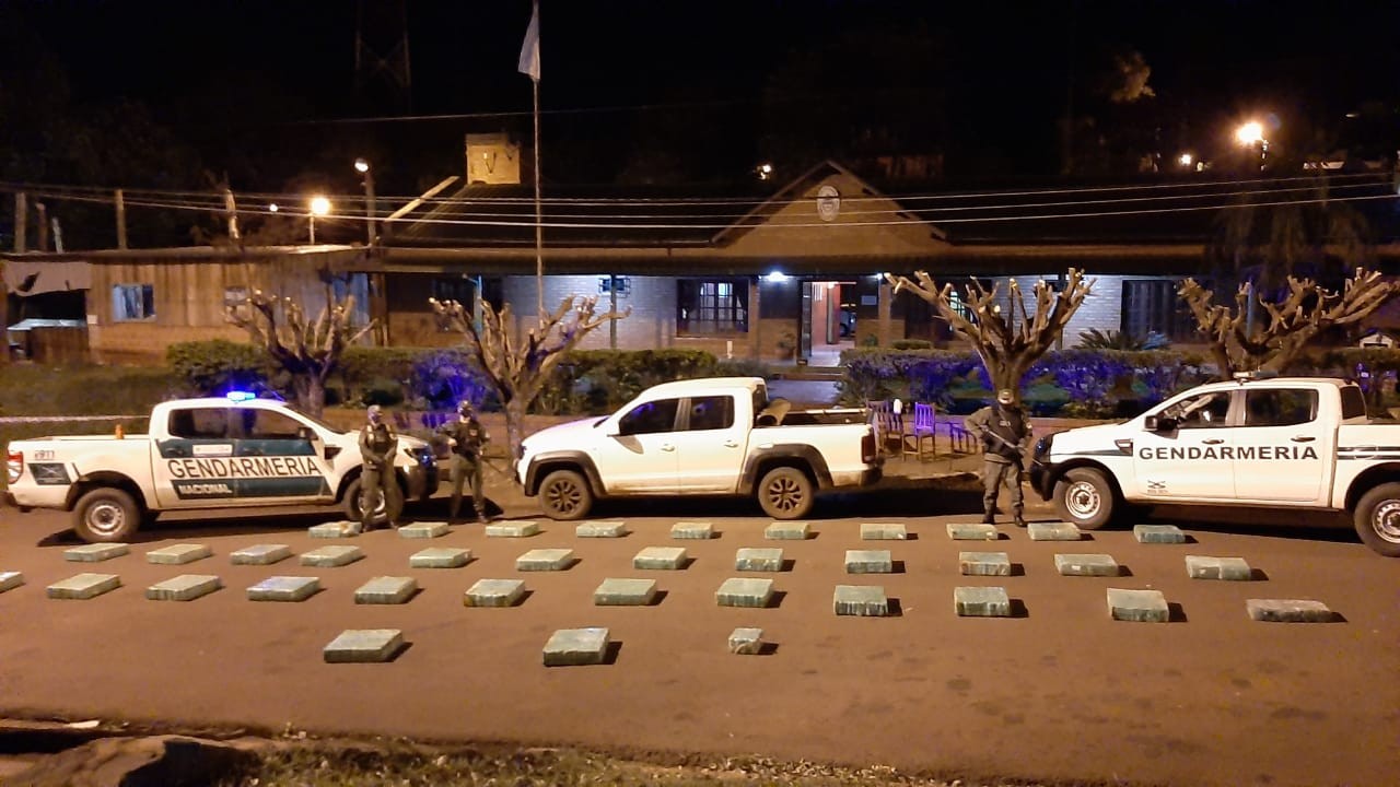 Secuestran 765 kilos de marihuana dentro de una camioneta en Misiones | Actualidad