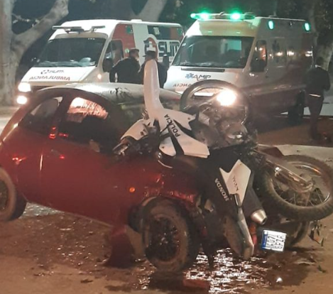 Colonia Caroya: dos muertos y un policía herido tras persecución y accidente | Córdoba