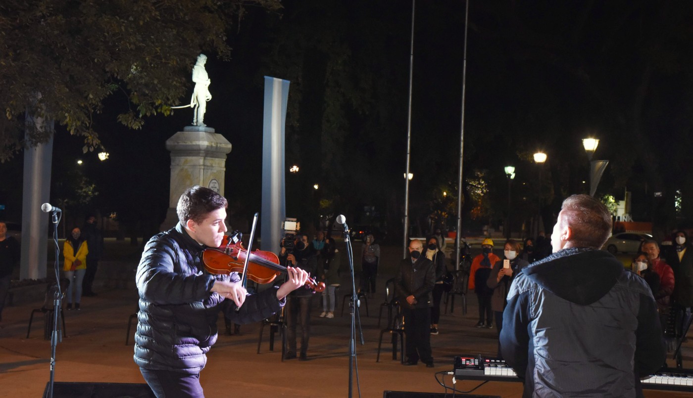 Feliz día de la Bandera: así se vivió la vigilia en Tucumán | Actualidad