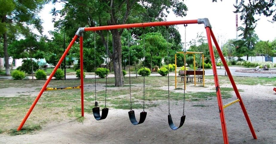 La nena quedó sola en la plaza, un hombre de 68 años la llevó a su casa y la violó | Actualidad