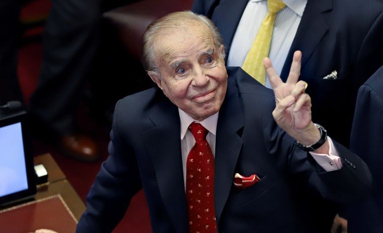 Dieron de alta a Carlos Menem y seguirá la recuperación en su casa | Política y economía