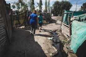 Distribución del ingreso: los pobres ganan 23 veces menos que los ricos | Economía