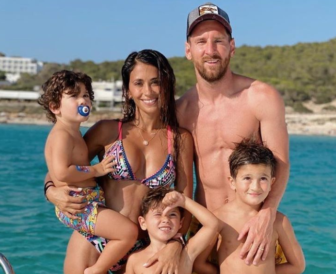 Las vacaciones familiares de Messi en Ibiza | Espectáculos