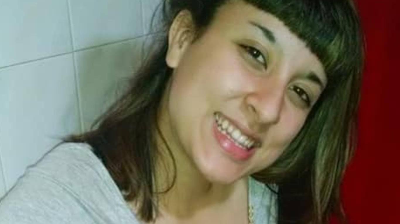 Tenía 18 años, entró al quirófano para una "operación sencilla" de tobillo y murió | Actualidad