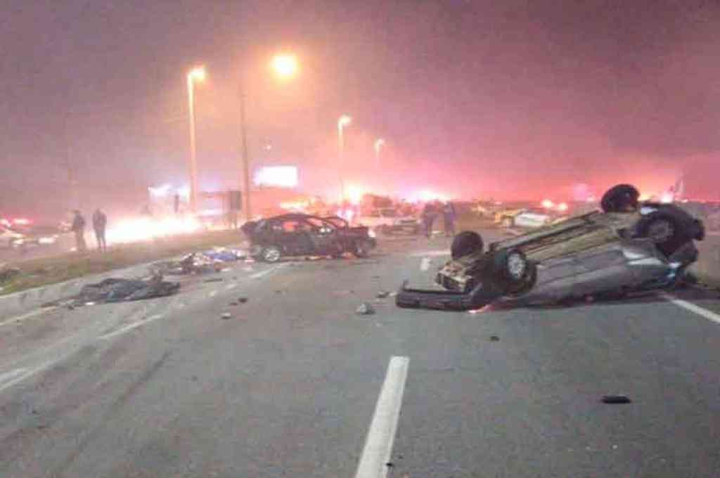 Choque en cadena de 22 vehículos: 8 muertos en Brasil | Internacionales