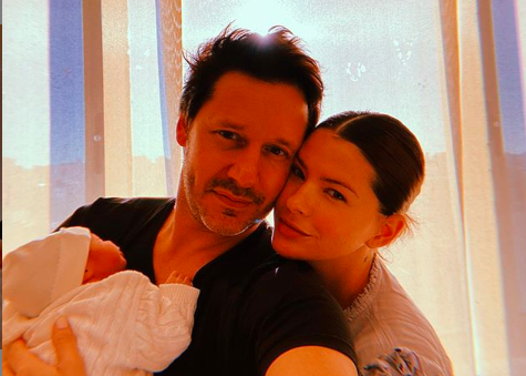 La China Suárez publicó una foto inédita del parto de su hijo Amancio | Espectáculos