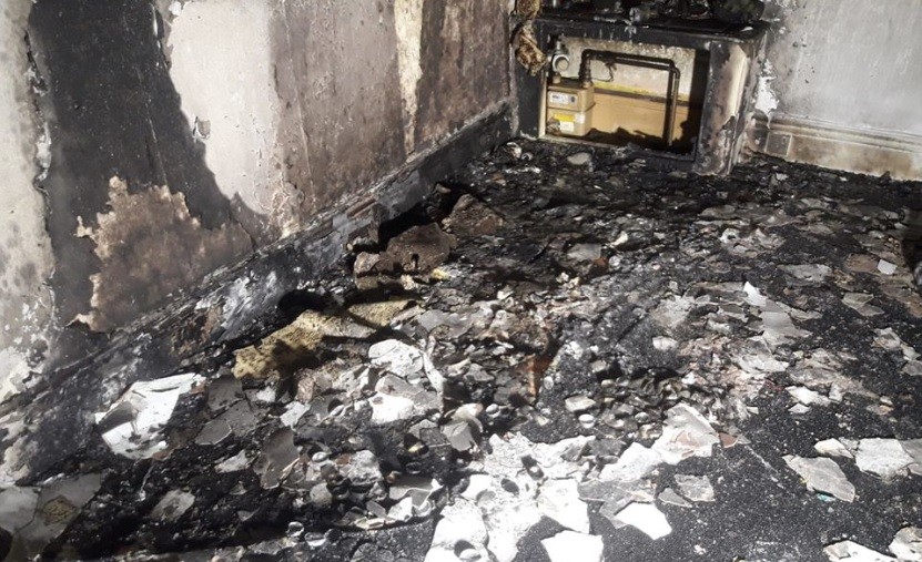 Quiso perdirle matrimonio a su novia y quemó sin querer el departamento | Curiosidades