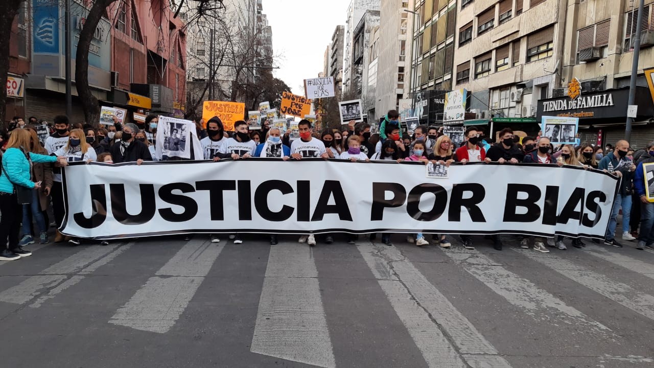Fotos: Multitudinaria marcha pidiendo justicia por Blas Correas | Córdoba
