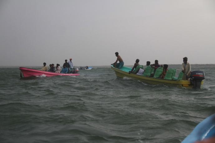 Al menos diez muertos al hundirse un barco en un lago de Pakistán | Internacionales