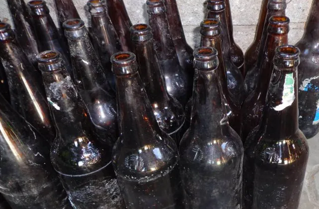 Presos por tratar de "ortivas" a los policías que los detuvieron tomando cerveza por el día del Niño | Actualidad