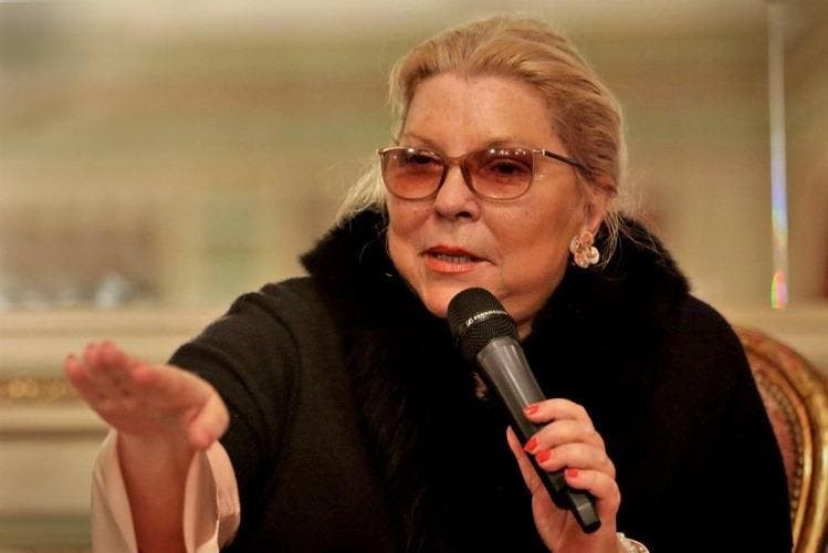 Carrió: "Los actos del pueblo son del pueblo y nadie debe arrogarse o sacar ventajas" | Política y economía