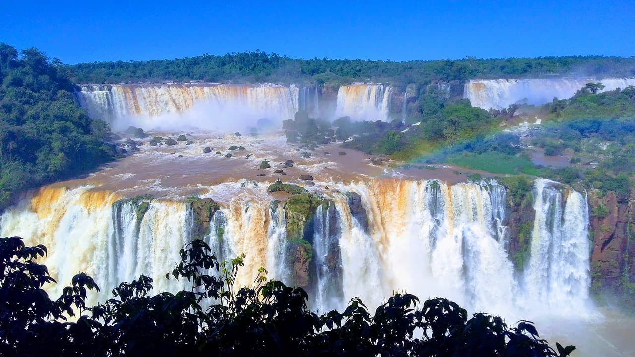 Coronavirus en Argentina: habilitan el turismo local en las Cataratas de Iguazú | Actualidad