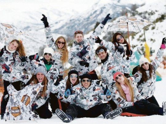 Los viajes de egresados recién volverán en marzo del 2021 | Actualidad