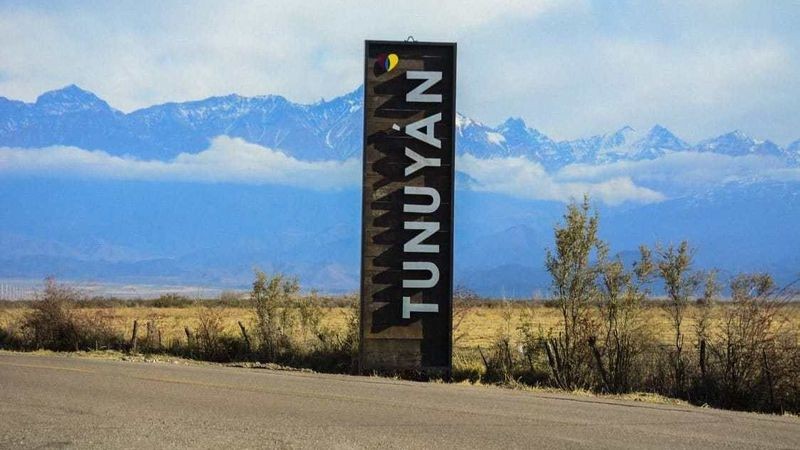 Tres detenidos por la violación en manada de una joven francesa en Mendoza | Actualidad