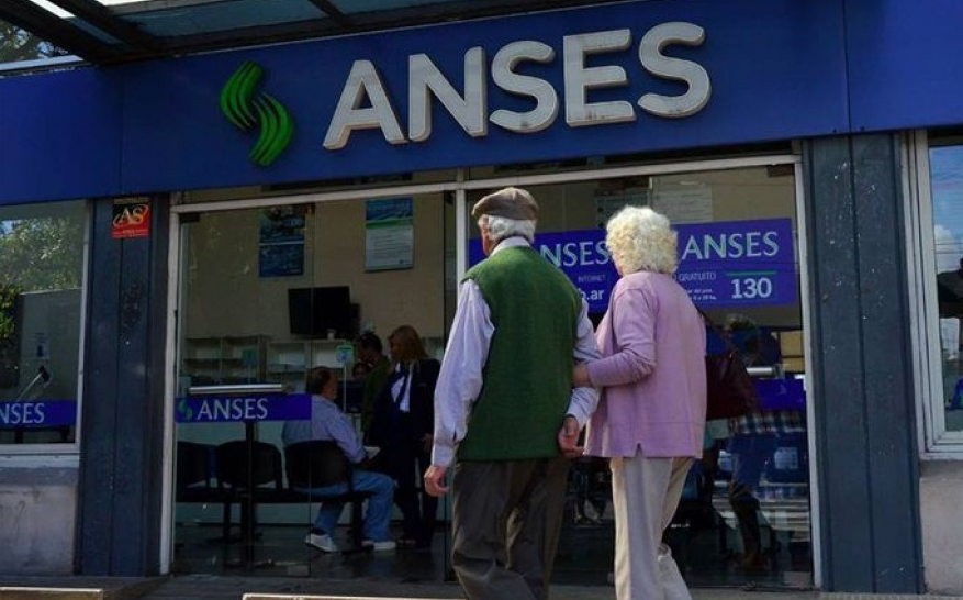 Oficializaron la suba de jubilaciones y asignaciones: los nuevos montos | Actualidad