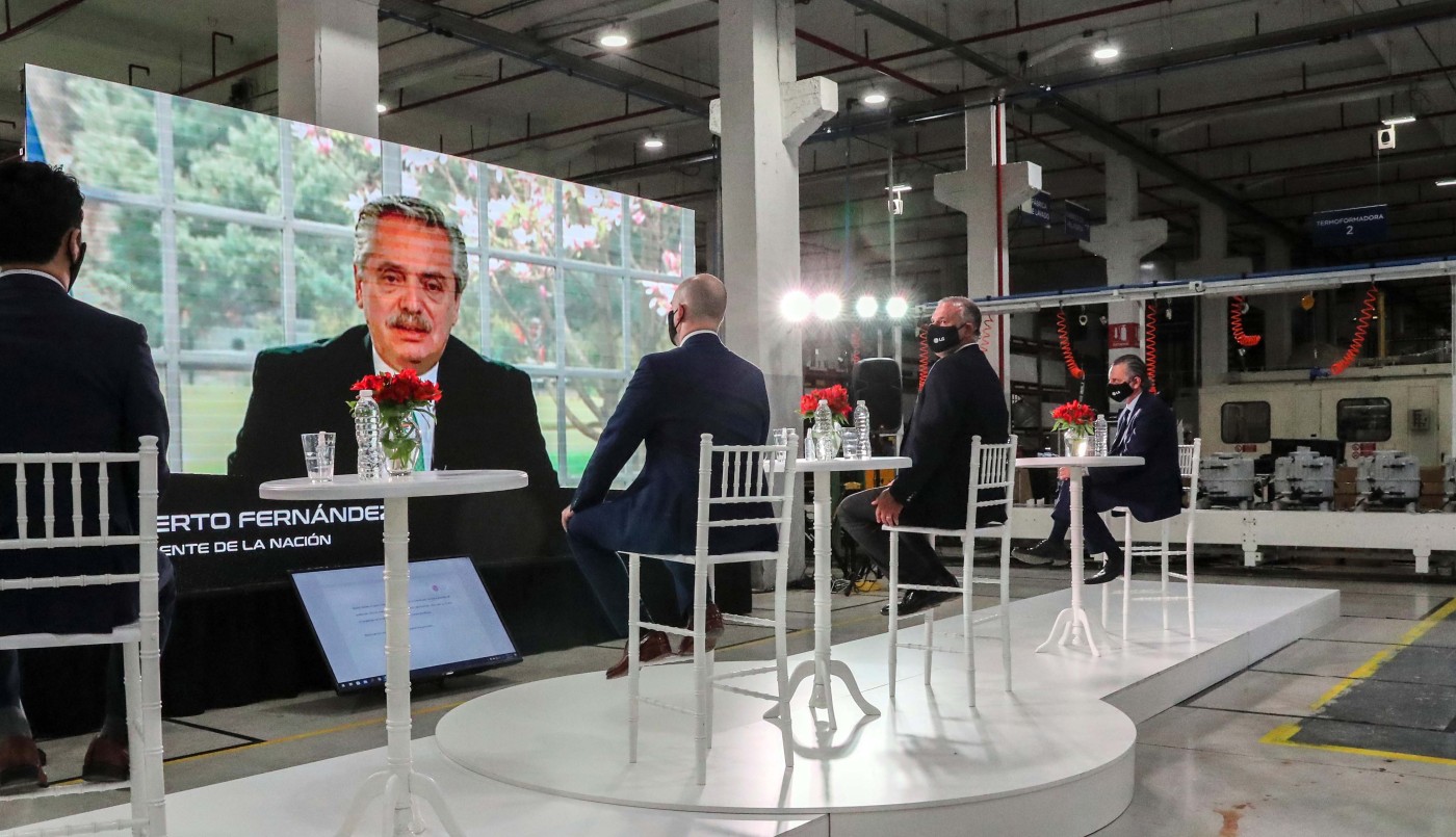 Argentina le pidió al FMI iniciar negociaciones para un nuevo acuerdo crediticio | Política y economía