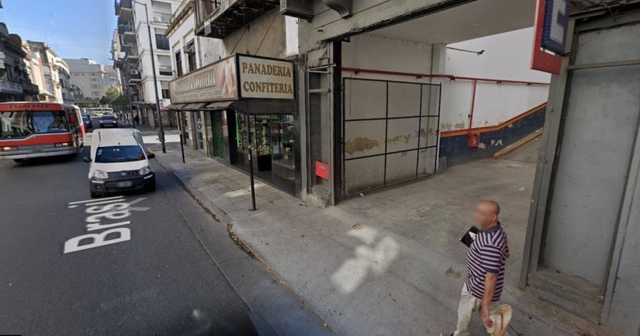 Una mujer policía pidió ir al baño de una cochera, se le cayó el arma y murió | Actualidad