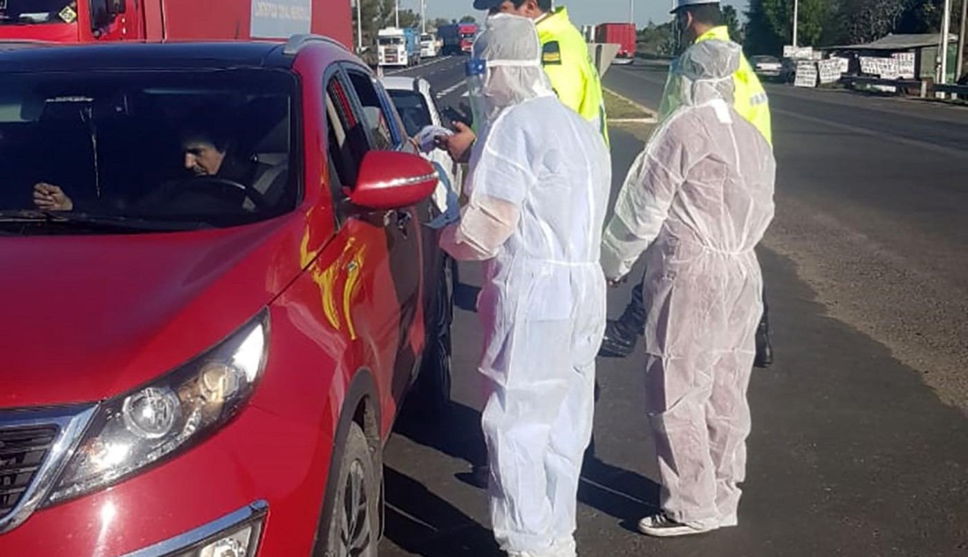 Final feliz para la mujer que viajó a dedo desde Salta a Santa Cruz: la aceptó su novio virtual | Actualidad