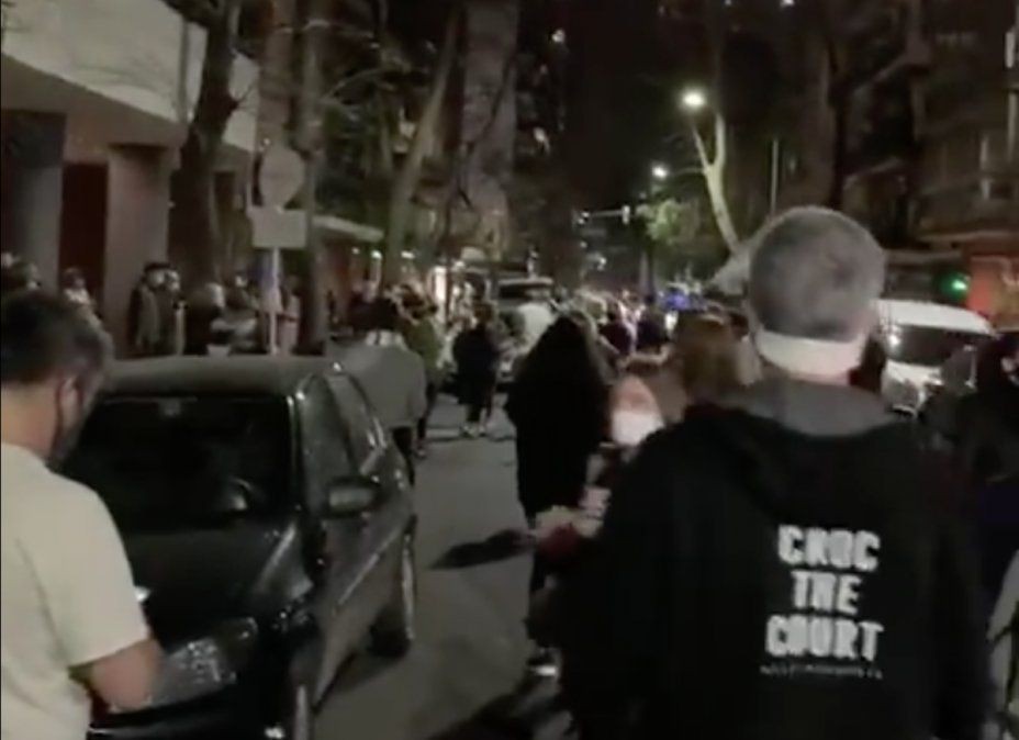 Protesta en Belgrano ante la posible llegada de Lázaro Báez | Política y economía