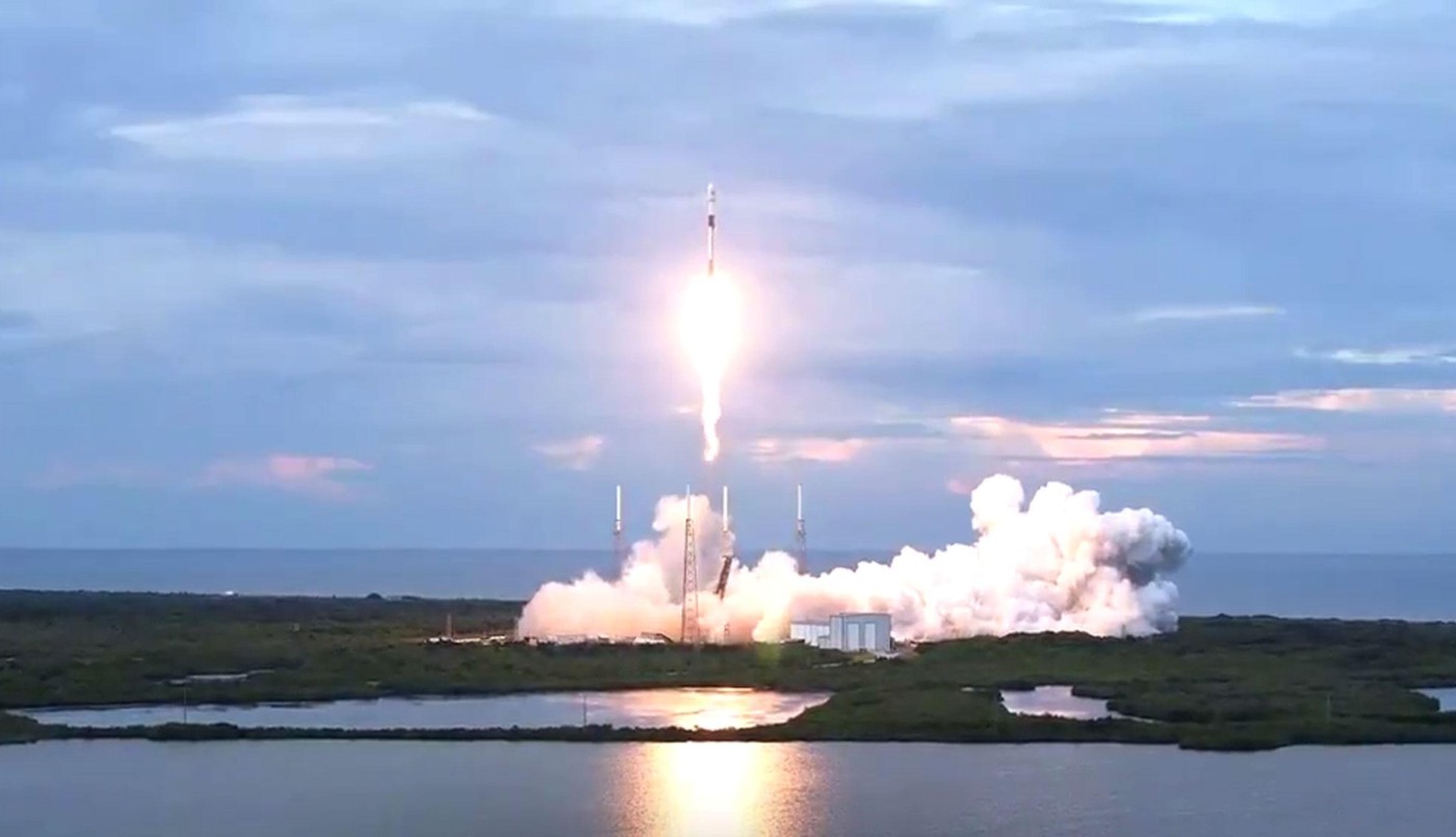 Hipnótico: el despegue del Saocom 1B visto desde el cohete | Internacionales