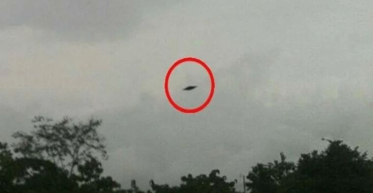 Desclasificaron documentos sobre el avistamiento de un ovni en Bariloche en 1995 | Actualidad