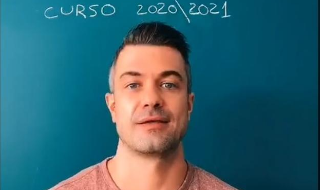 El original video de un profesor para recordar las medidas "anti-Covid"... ¡al ritmo de Queen! | Redes