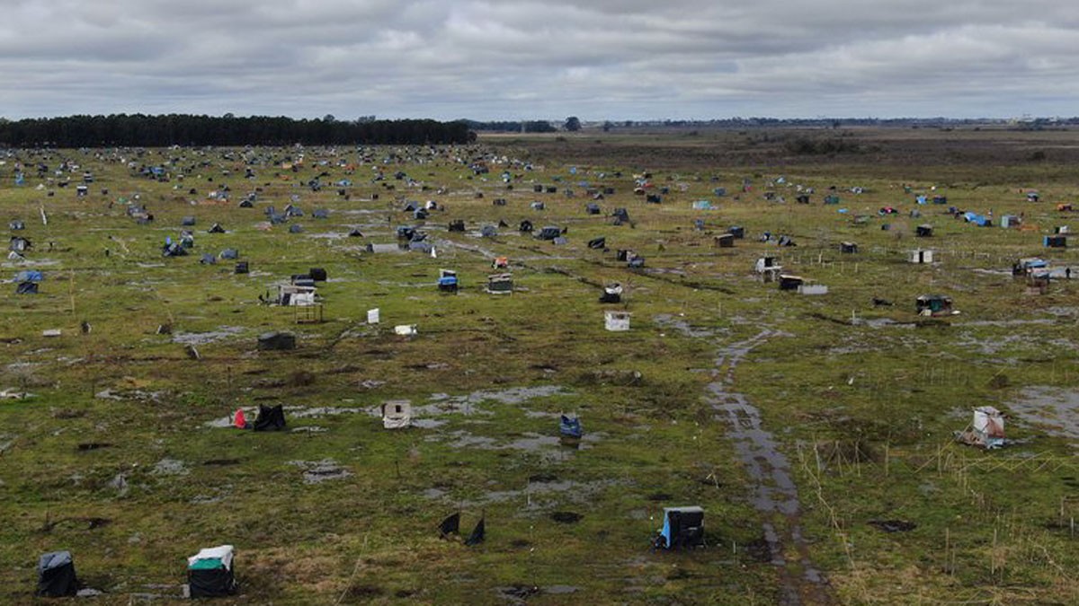 Provincia, municipio y organismos buscan acordar el desalojo en un predio de Guernica | Actualidad