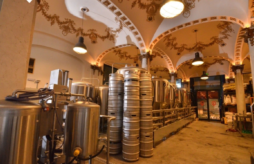 Emprendedores concretan el primer envío de cerveza artesanal a China | Economía