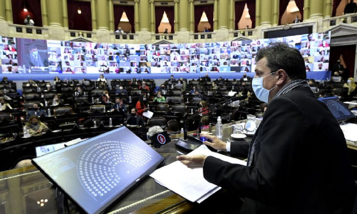 Escándalo sexual del diputado: un llamado para presionar y una renuncia que decantó en 8 horas | Política y economía