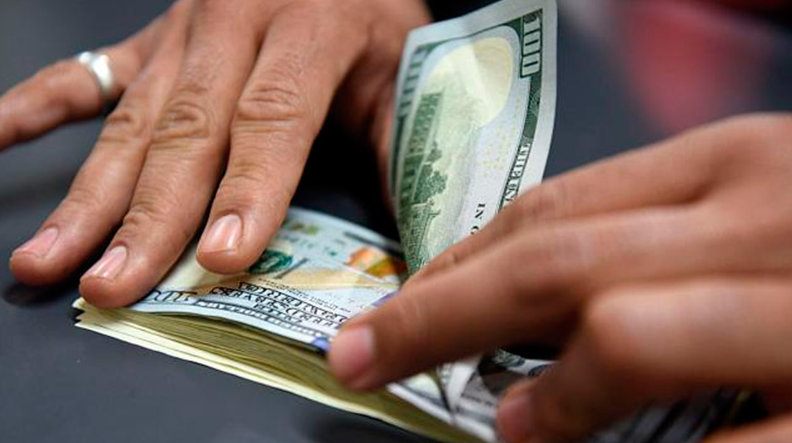 Los bancos vuelven a vender dólar ahorro: conocé las restricciones y a cuánto cotizará | Economía