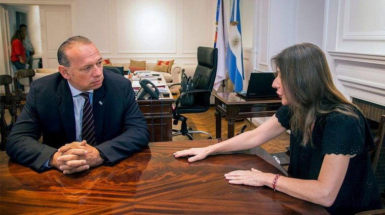 Berni pidió a Frederic "todas las Taser que el Gobierno compró y no va a usar" | Política y economía